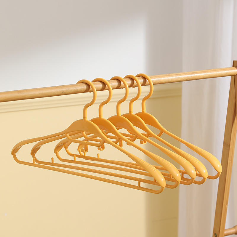 Stackable Non-Slip Plastic Hangers (5-Pack) - Ergonomic Seamless Clothes Hangers for Wardrobes