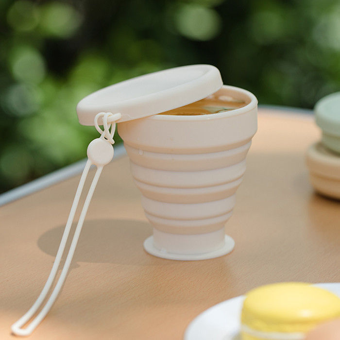 Collapsible Silicone Camping Cup - Telescopic Food-Grade Travel Cup (Heat-Resistant)