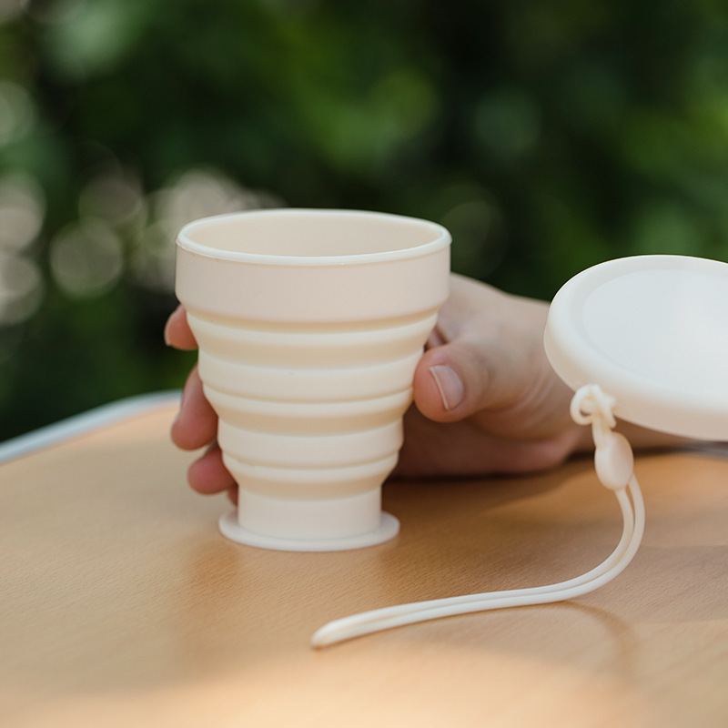Collapsible Silicone Camping Cup - Telescopic Food-Grade Travel Cup (Heat-Resistant)
