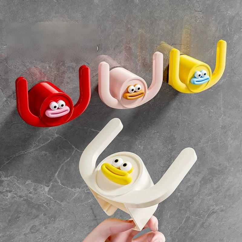No-Drill Bathroom Slipper Rack - PP Wall-Mounted Draining Slipper Holder
