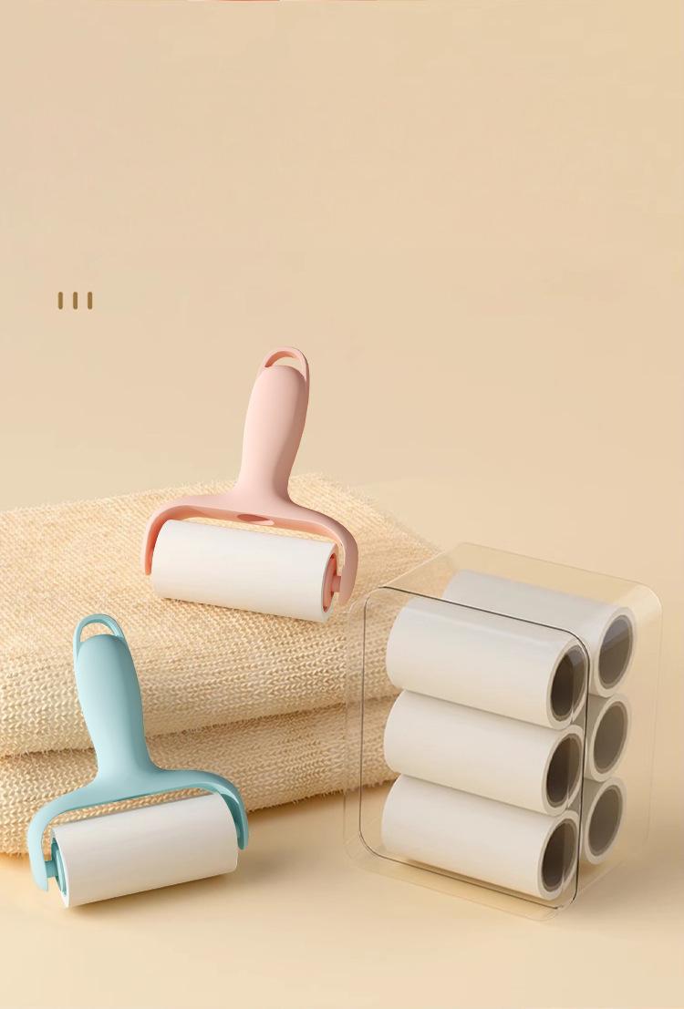 Mini Portable Lint Roller - Manual Clothes Hair Remover with 2 Replacement Rolls