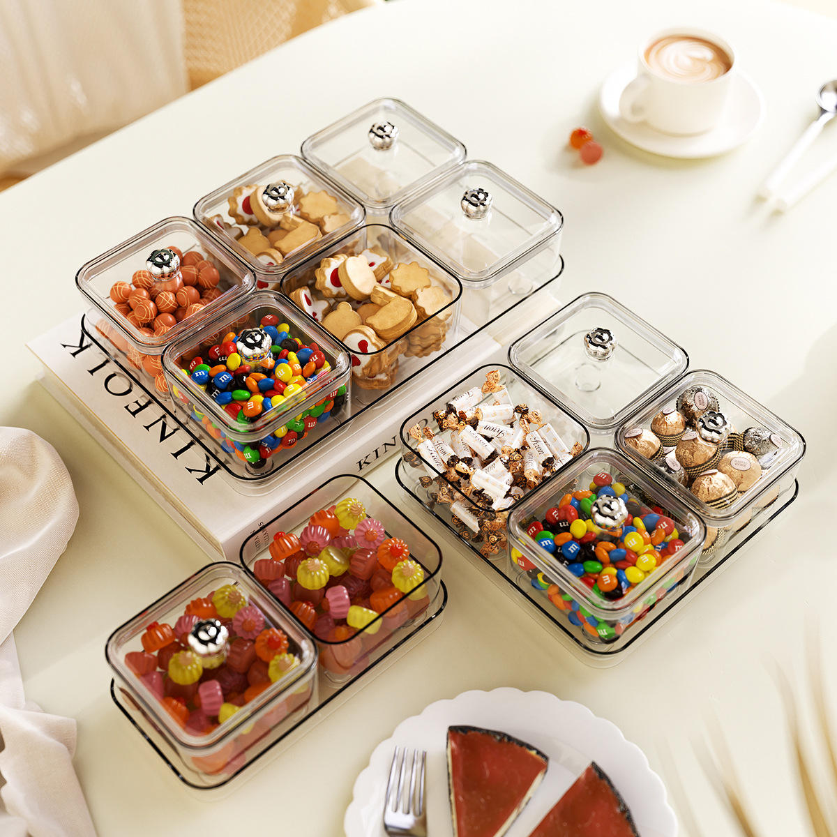 Sealed Snack and Spice Storage Box with Dividers, 31 x 20 x 11 cm