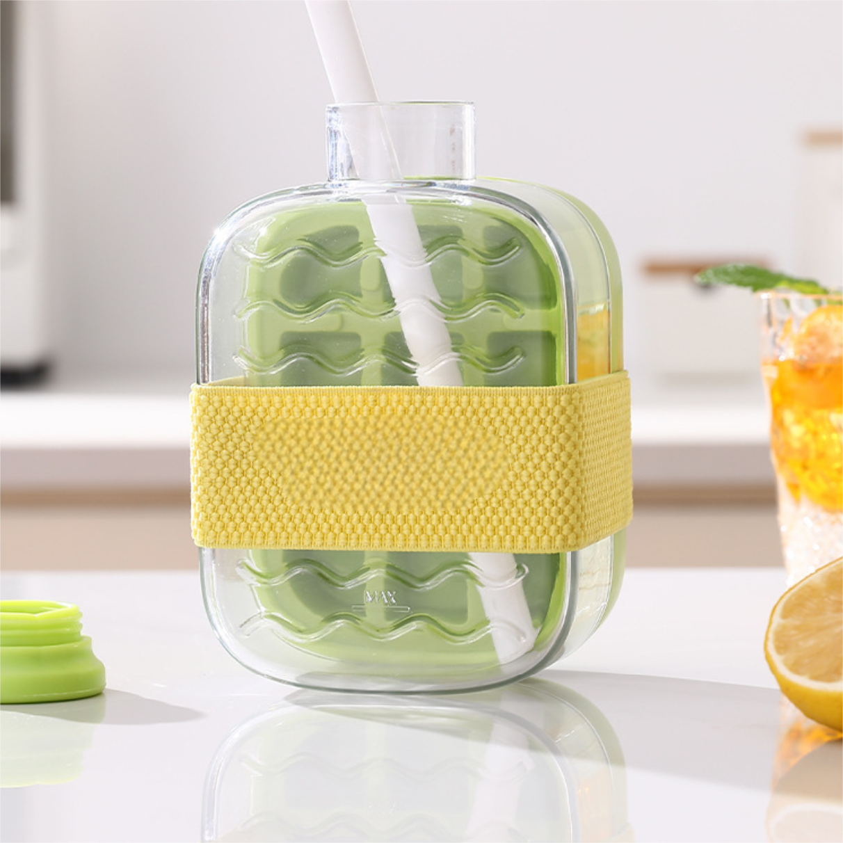 Reusable Plastic Ice Cube Tray, 500 ml - Press Mould for Freezer Storage